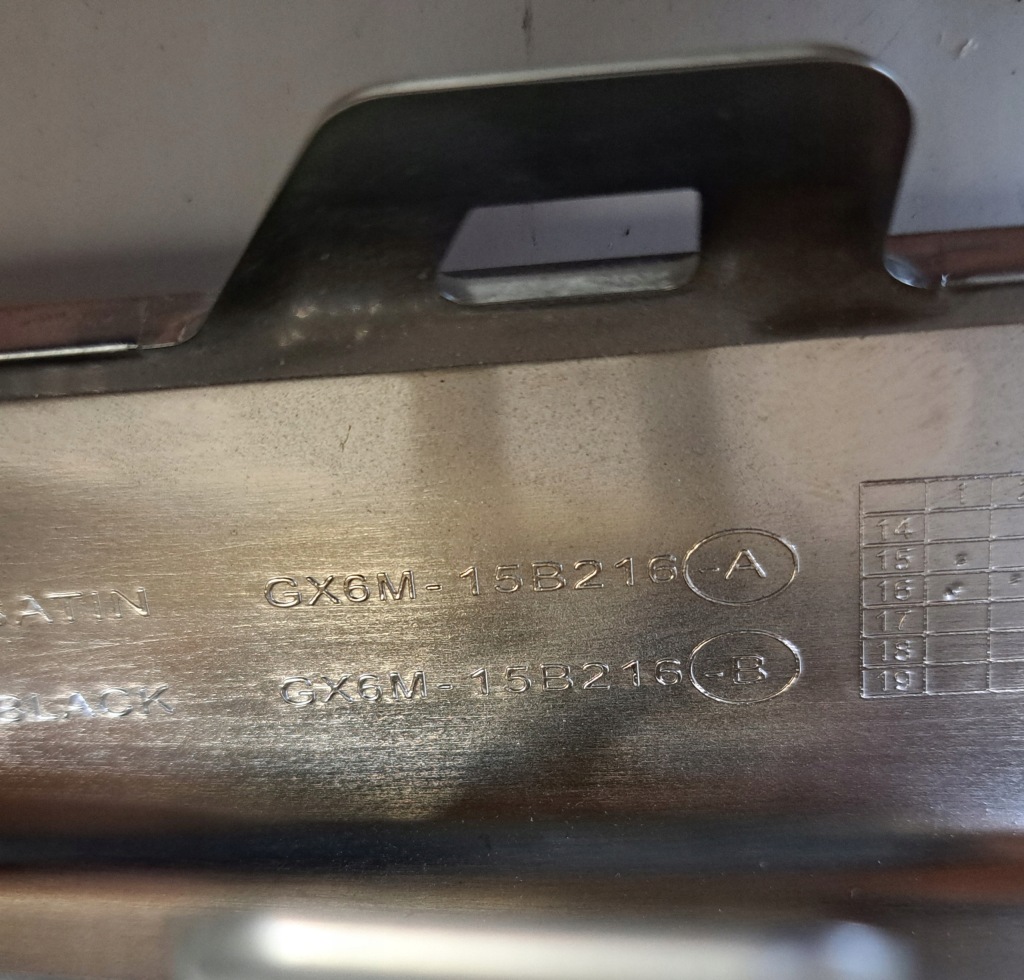 Jaguar xf хром накладка боковая бампера gx6m-15b216 nowa Киев