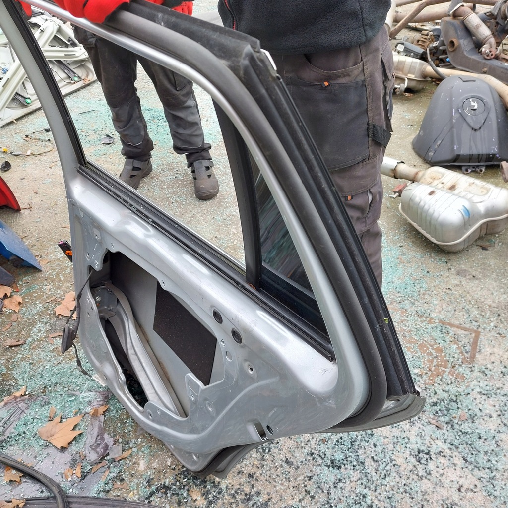 фото №10, Volkswagen vw golf v 5 двері праве задні