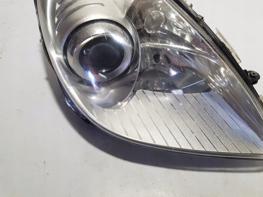 фото №3, Mercedes slk r171 w171 лампа правая перед uk