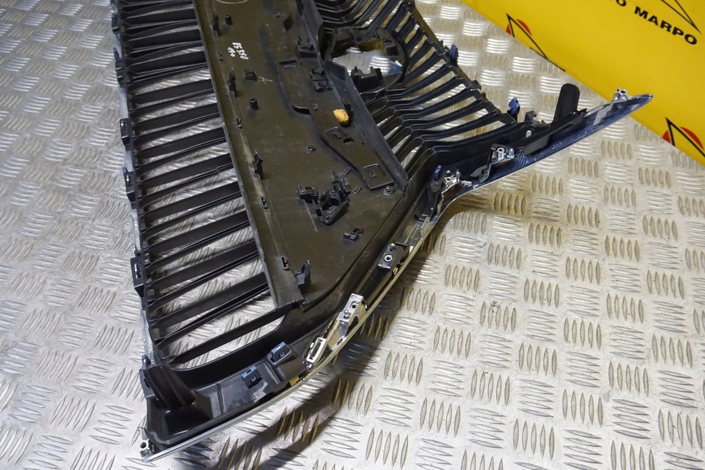 фото №12, Lexus es 250 300 350 2019 - 2022 решітка радіатора перед решітка радіатора хром usa