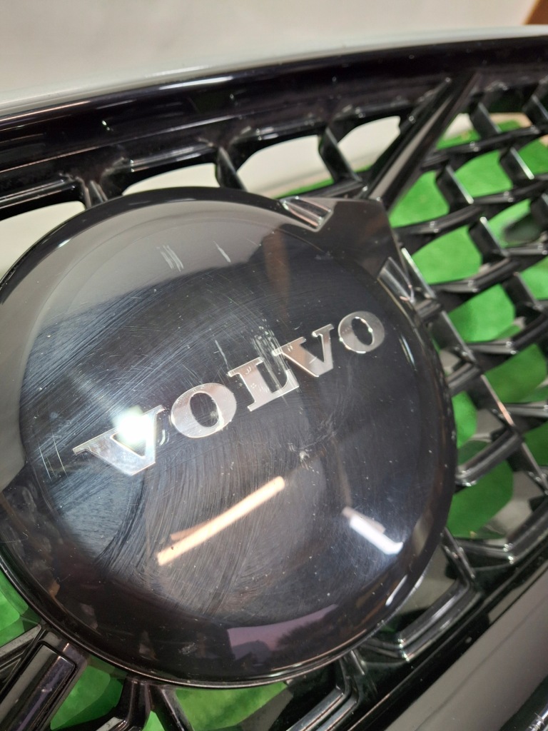 фото №10, Volvo s60 iii v60 2018- бампер передній 31690589 =