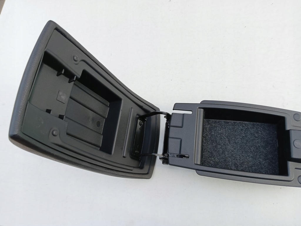 фото №4, Підлокітник ford s-max mk1 mondeo mk4 lift 9m21-r044c82-a