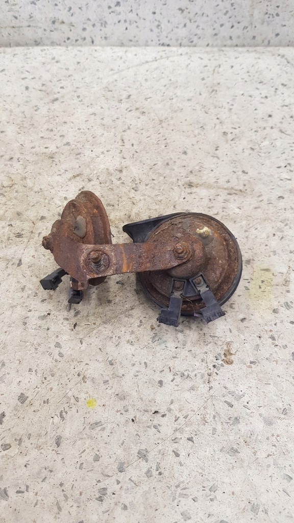 фото №2, Сигнал клаксон alfa romeo 147