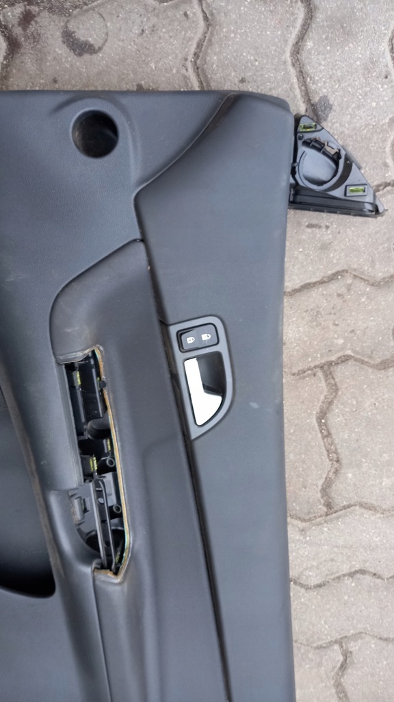 фото №5, Обивка дверь правый перед volvo c30 06-10r