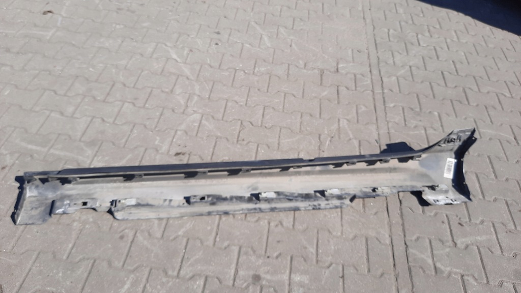 фото №8, Молдинг порог правая 31290542 volvo v40 ii cc