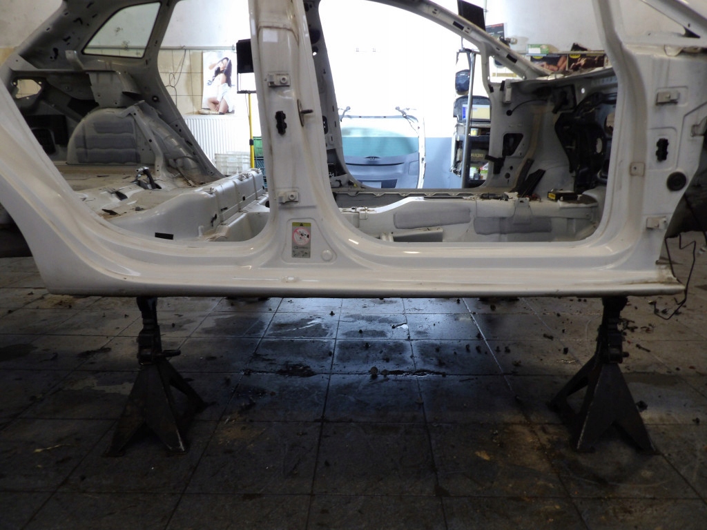 фото №1, Seat ibiza iv kombi порог правый lb9a