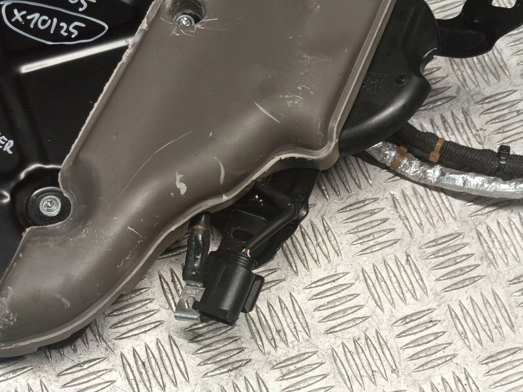 фото №7, Bmw оригинальный номер 5a07e95 x5 g05 инвертор преобразователь конвертер напряжения