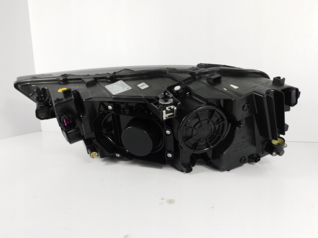 Audi q7 4m рестайлинг  фара правый  full led америка 4m0941012f Оригинал