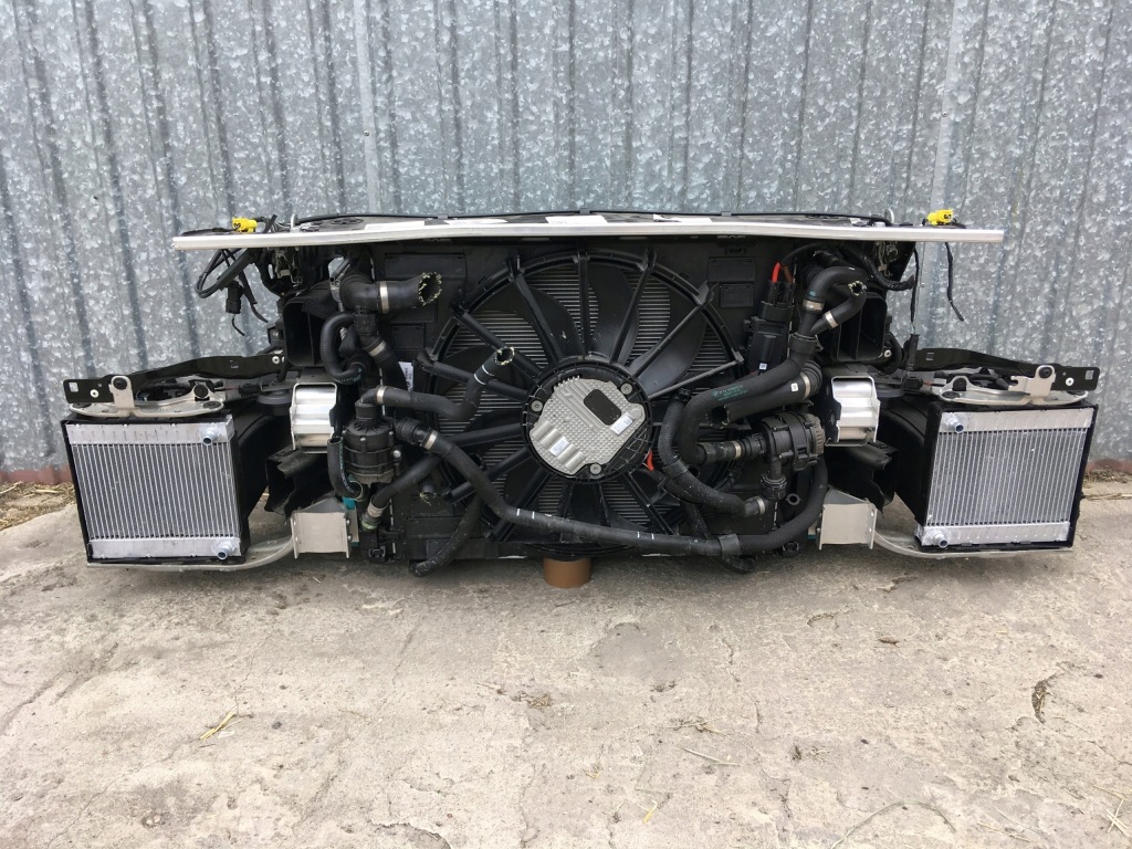 Купити Bmw m8 f91 f92 f93 капот бампер крила перед ремінь двері фара кришка багажника p6x