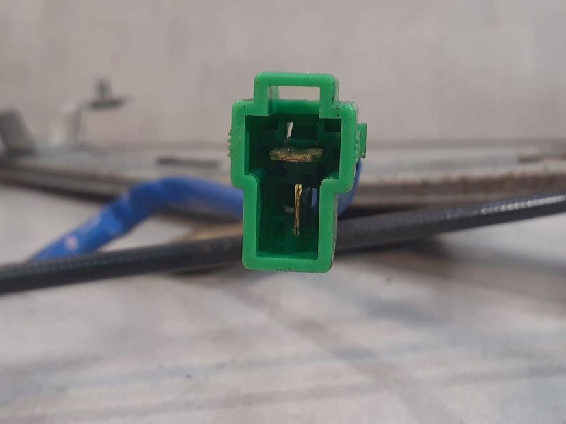 фото №8, Подъемник стекло правый задняя kia clarus i