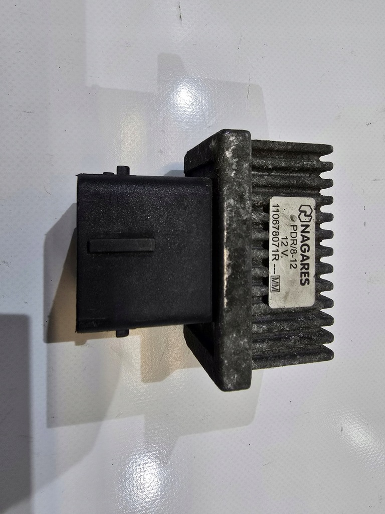 фото №1, Резистор резистор вентилятор обігрівача renault laguna iii 110678071r