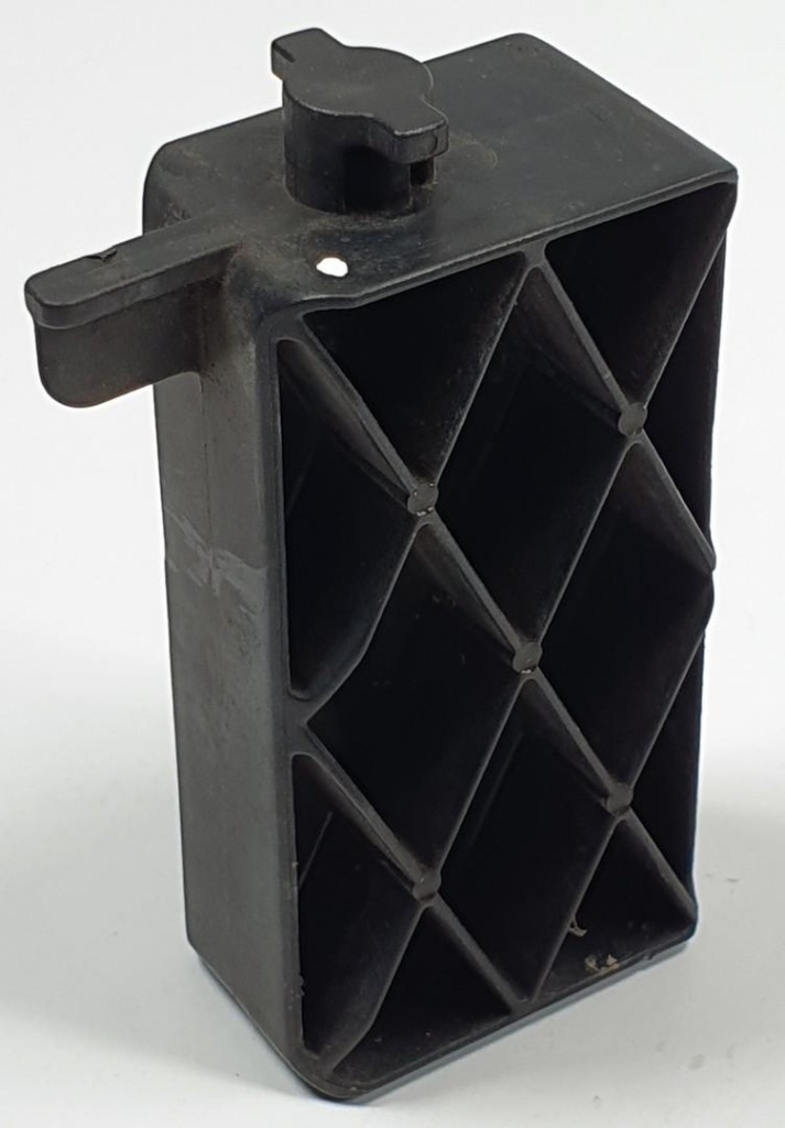 фото №1, Кронштейн кронштейн радіатора volvo v70 iii