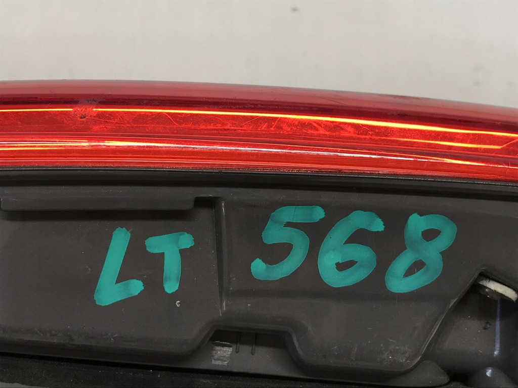 фото №10, Лампа крышки левая задняя toyota corolla e16 16- lift