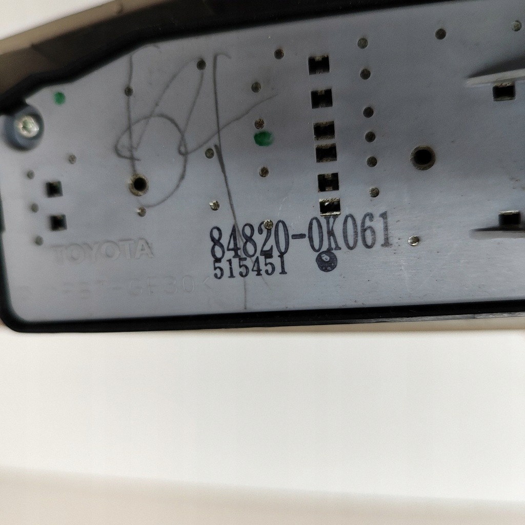 фото №9, Toyota hilux an10, an20, an30 2010 перед сторона права кнопки вікон