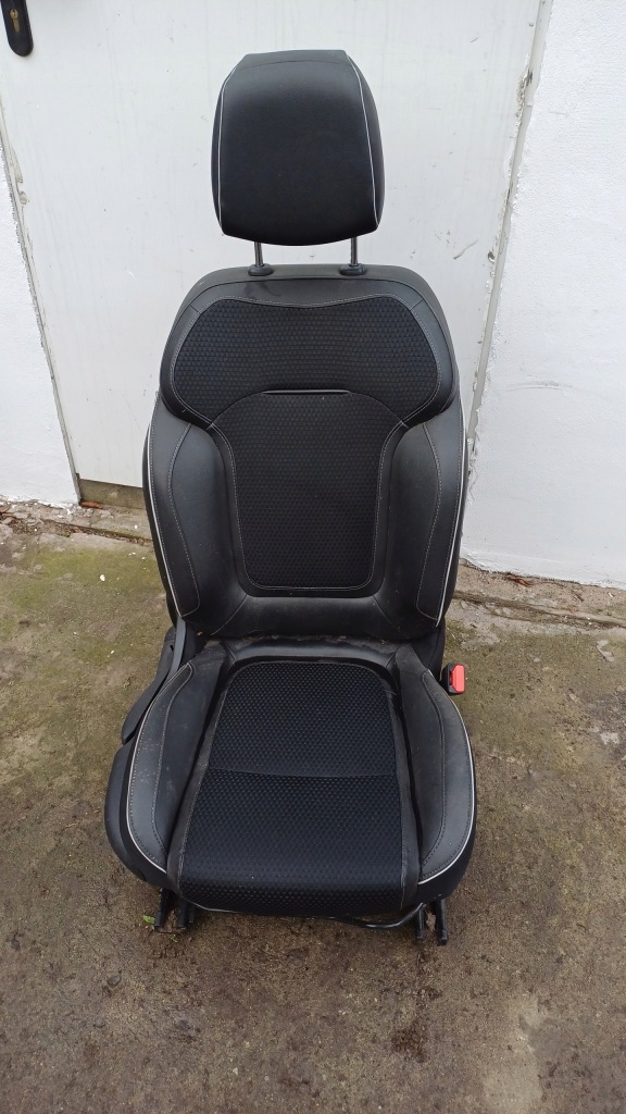 фото №1, Renault megane iv сиденье правый передний с подогревом