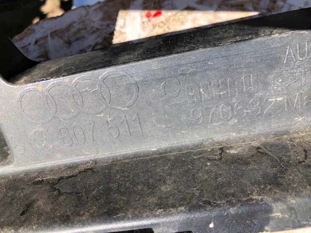 Бампер задний задний  audi a3 8y5 sedan Доставка