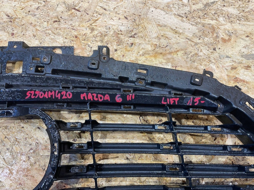 фото №10, Mazda 6 gj iii 3 lift 15-18 решітка радіатора решітка радіатора решітка середня бампера перед