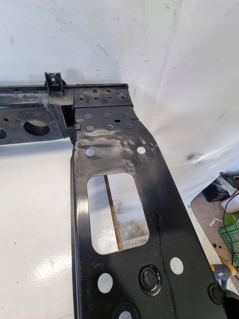 фото №8, Hyndai tucson iii pas передний усилитель