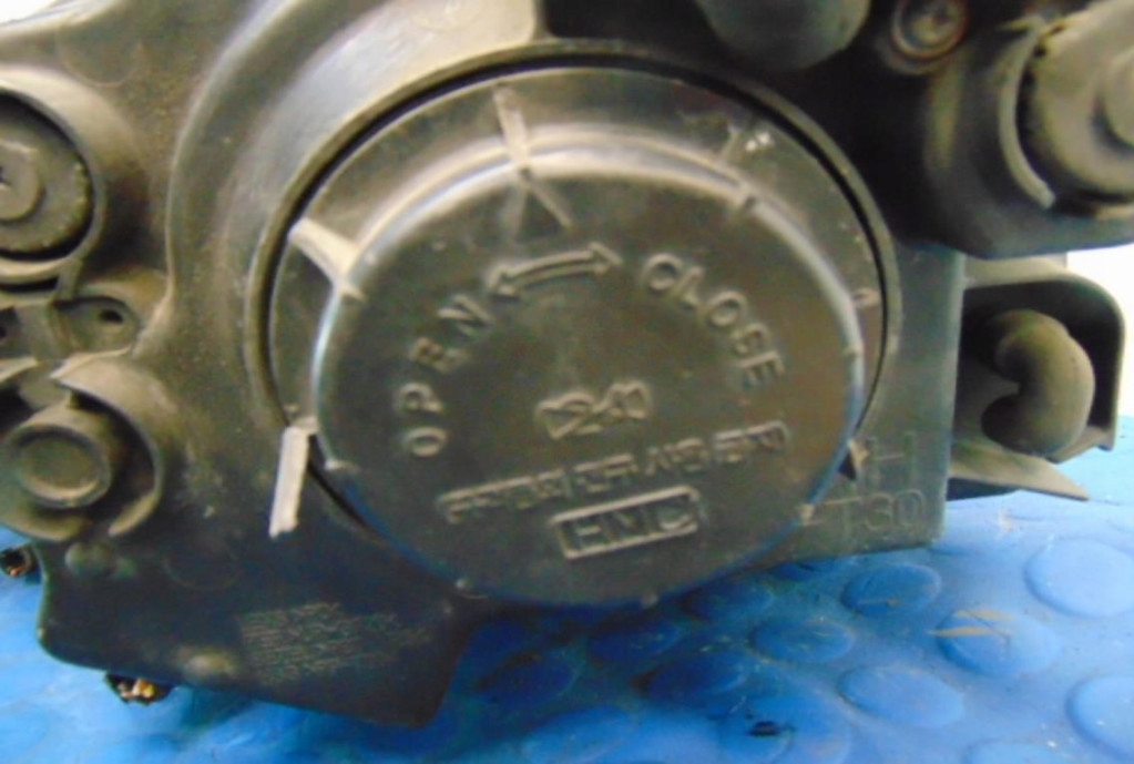 фото №3, Kia sorento фара правый