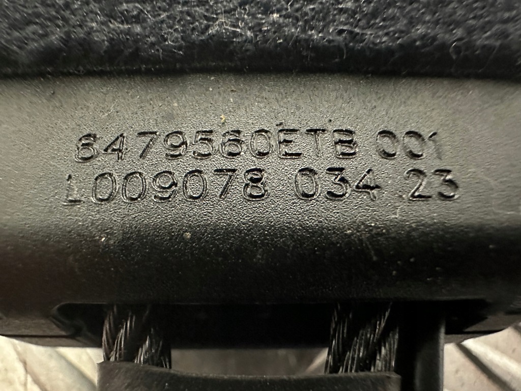 фото №4, Opel astra l клипса поперечина правая перед europa 6479560