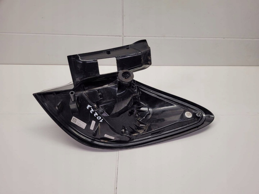 фото №11, Лампа задняя левая сторона ford puma 2 2021 l1tb-13405-ag