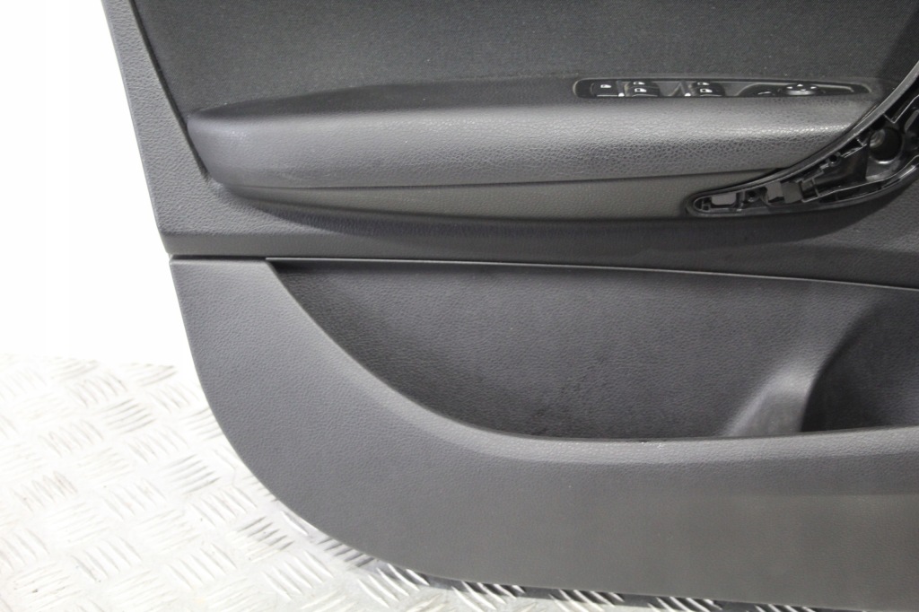 фото №5, Обшивка двері лівий перед bmw 1 f20 lift