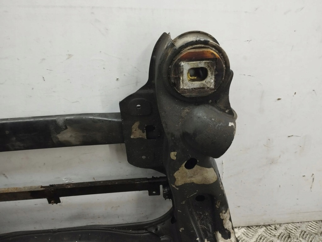 Подрамник передние bentley flying spur Оригинал