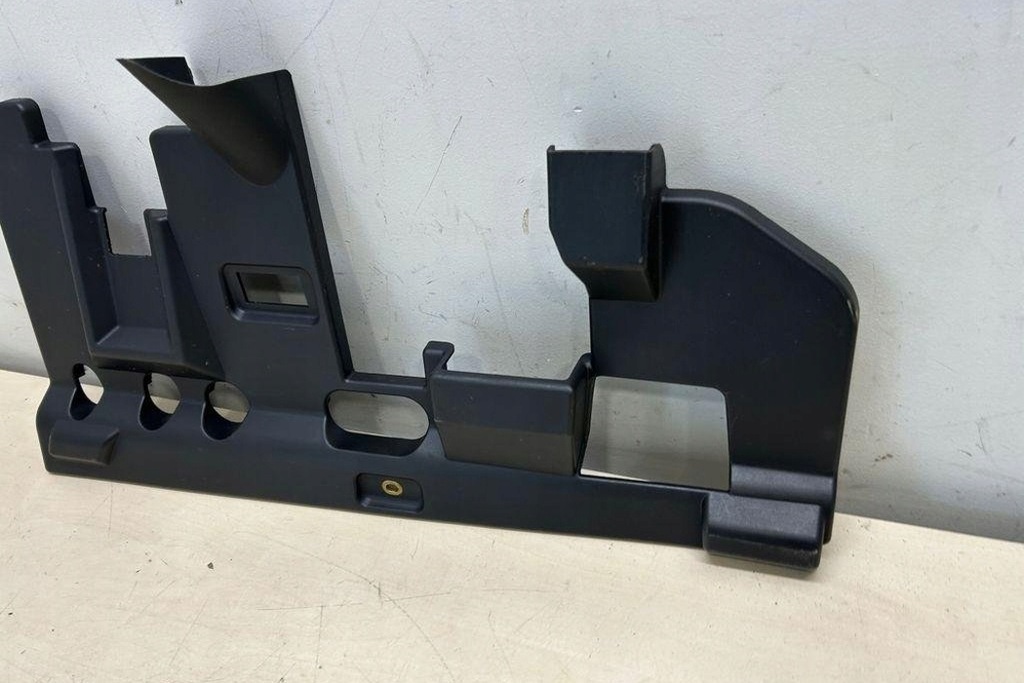 фото №8, Нижня молдинг декоративна панелі приладової панелі porsche cayenne 92a 7p5815173b