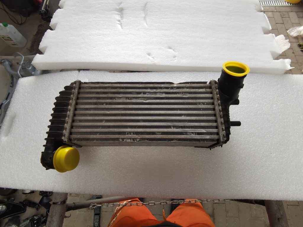 фото №1, Ford transit connect - радіатор інтеркулер