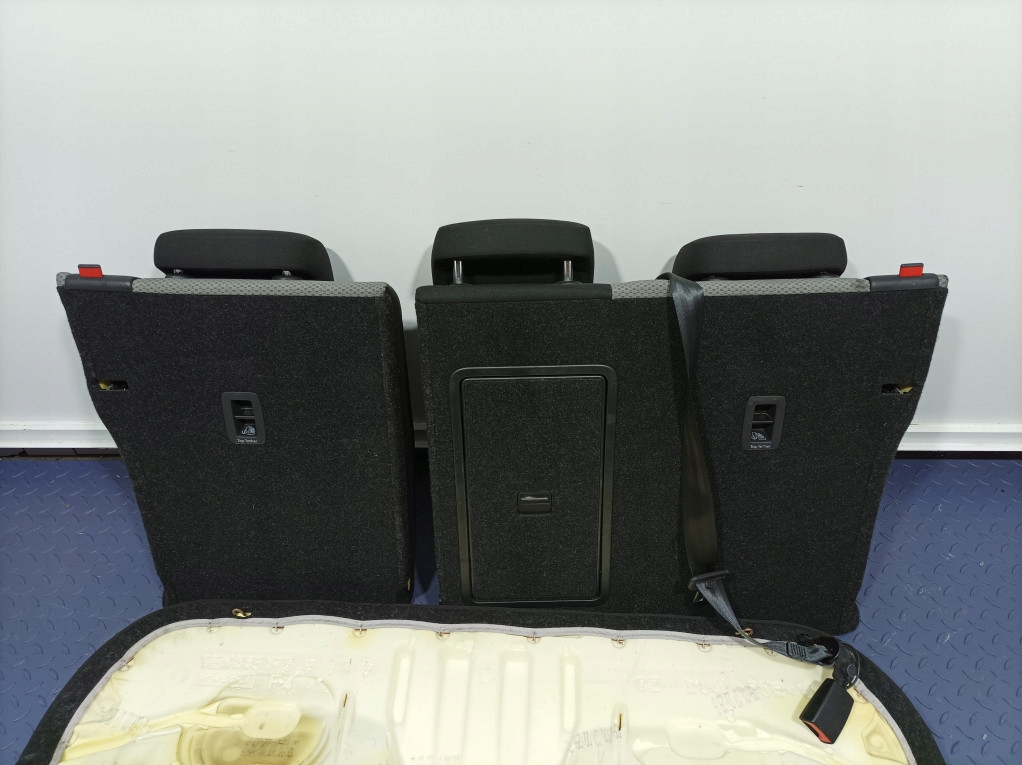 фото №10, Skoda octavia iii liftback сидіння спинка заднє сидіння задня