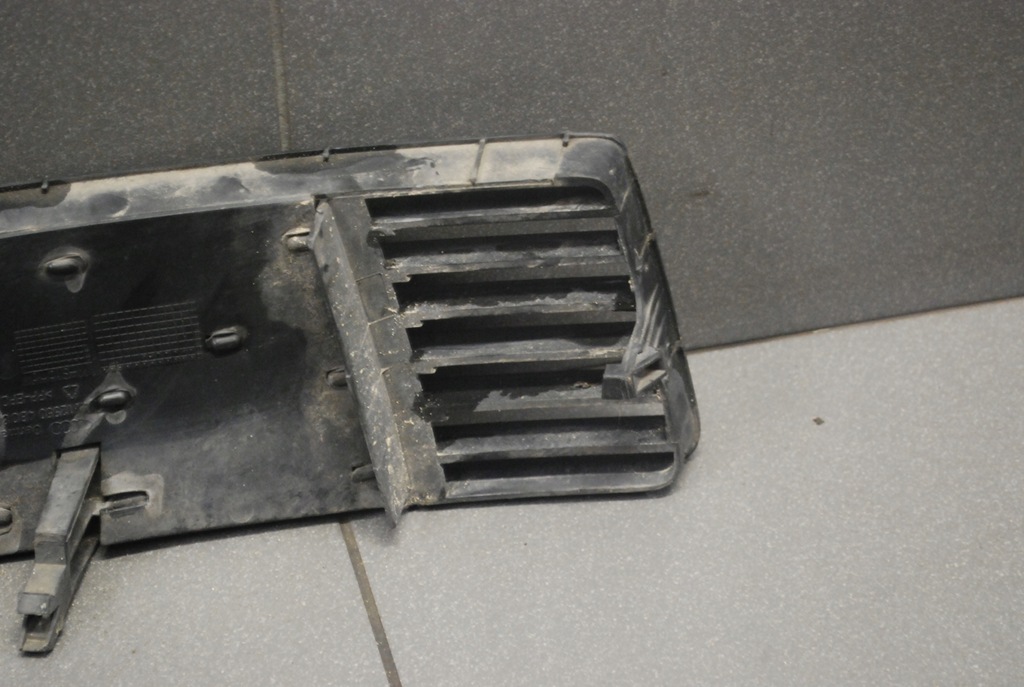 фото №6, Решітка бампера ліва audi a6 c5 4b0807681j