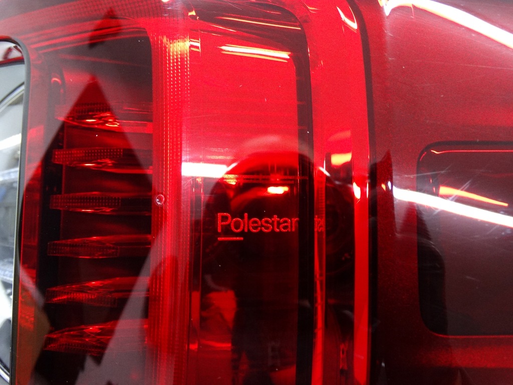 фото №9, Polestar 2 2020+ лампа правая задняя led 31108941 оригинальная