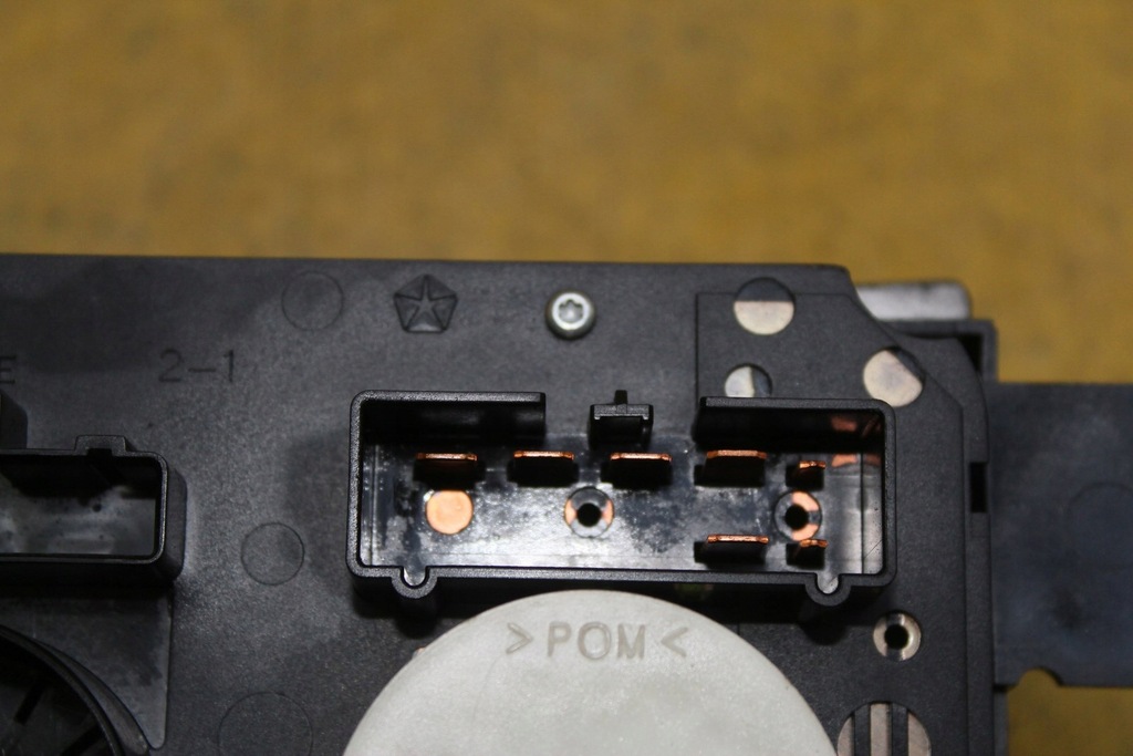 фото №8, Панель управление обдув 05005460aa pacifica i