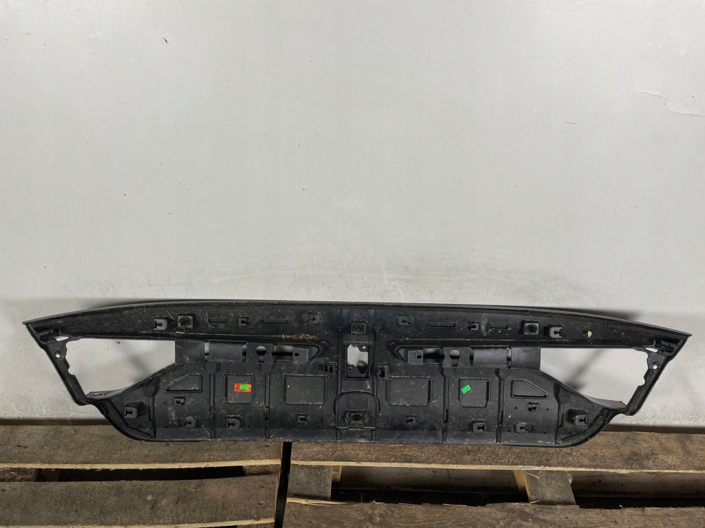 фото №2, Накладка кришки задня задня renault megane iv sedan 16-