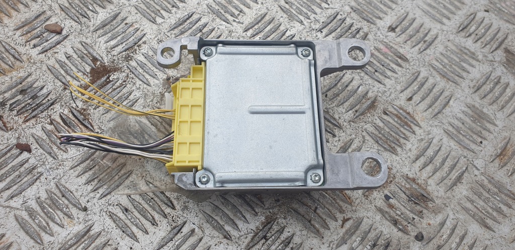 фото №5, Toyota yaris ii модуль датчик подушек воздушных подушка безопасности 89170-0d180