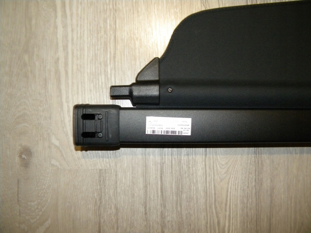 Jak nowa шторка багажника оригинальная mercedes eqc 19-24 a293 czarna fv 293 Цена