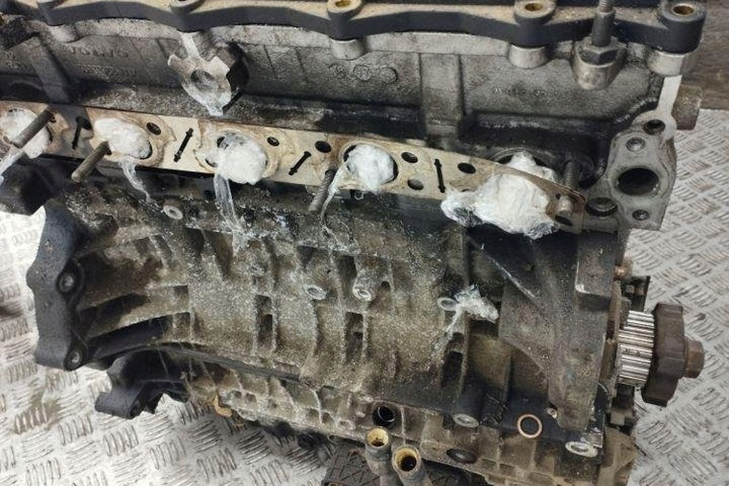 фото №10, Двигатель volvo v70 ii sw 30677367 2.4l дизель 136kw 2006