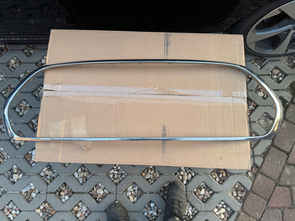 Купити Mini clubman f54 рамка ґрати бампера перед хром 7351369 оригінальний номер