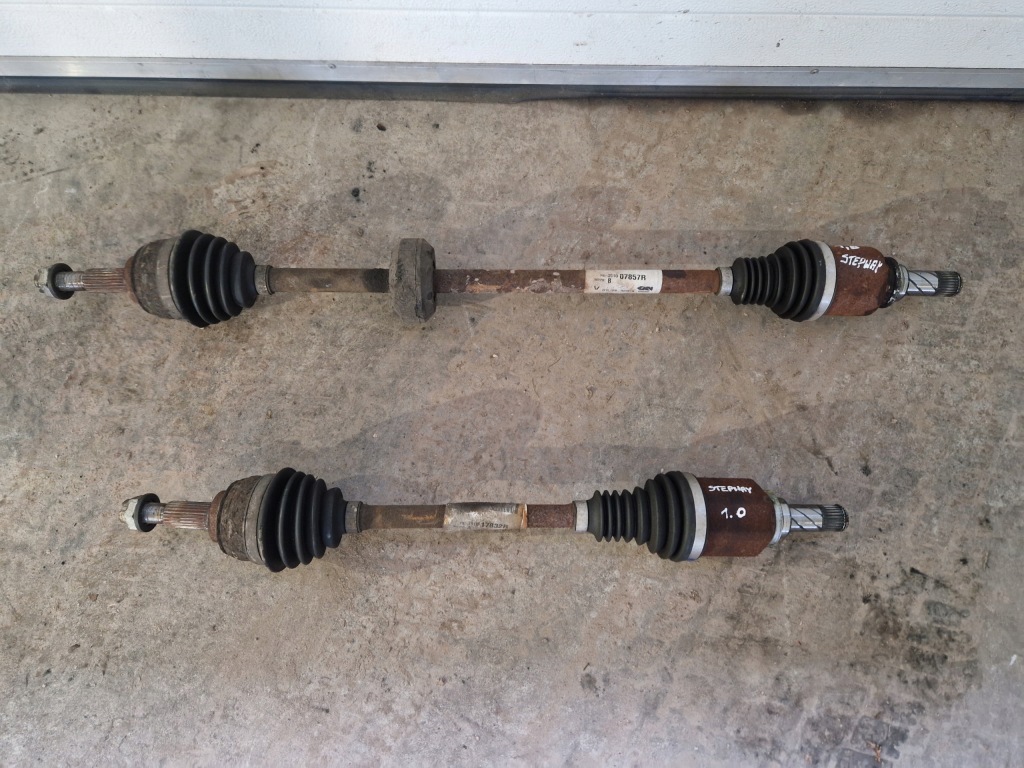 фото №1, Sandero stepway ii 0.9tce приводной вал правая 391007857r