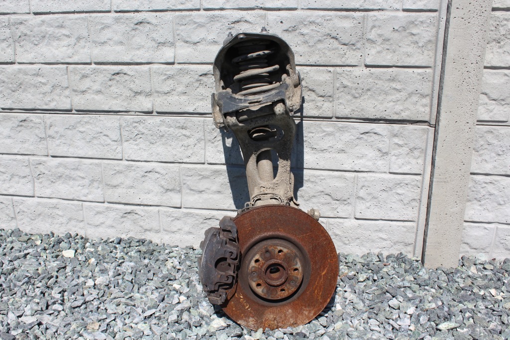 фото №1, Mcperson лівий поворотний кулак peugeot 508 i lift #930