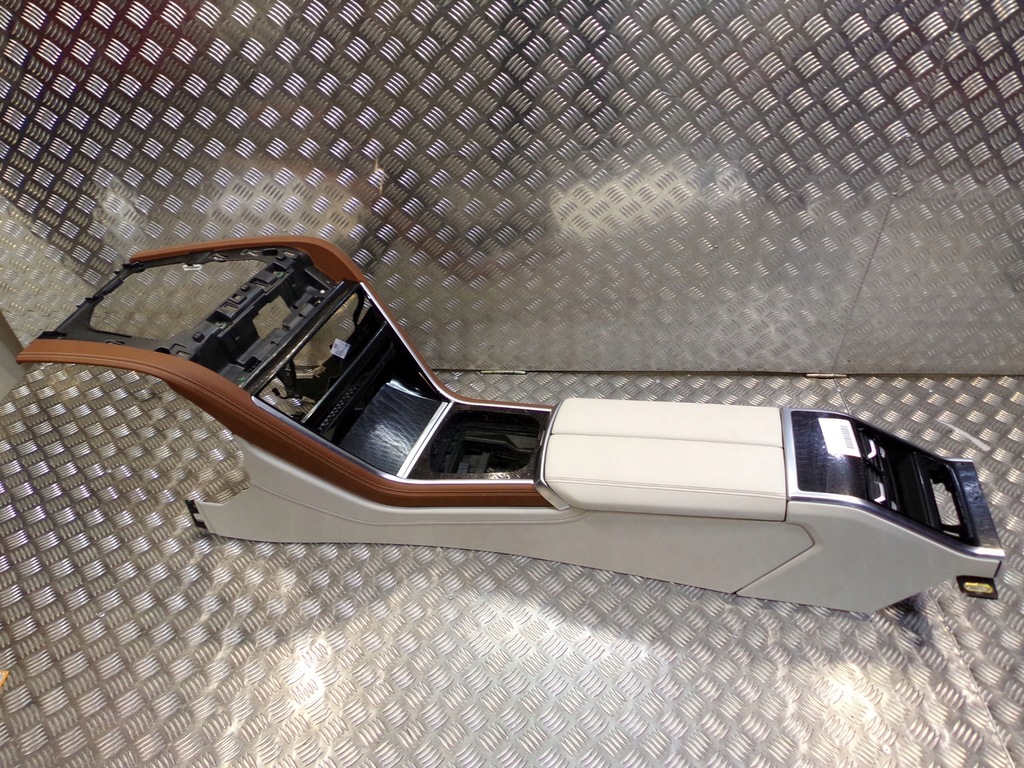 фото №6, Bmw 8 g14 g15 g16 тунель середній консоль різні