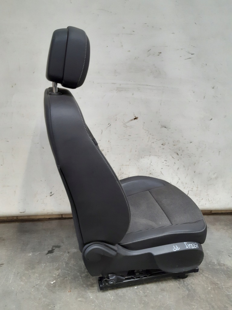 фото №9, Сидіння półskórka kombi kpl opel astra j