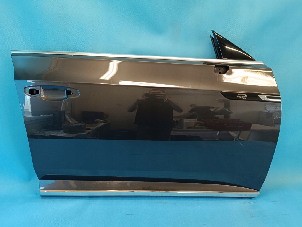 Купити Vw arteon liftback 2,0 tdi 147kw 2022 r дверей правий перед lb7r 3g8831312g