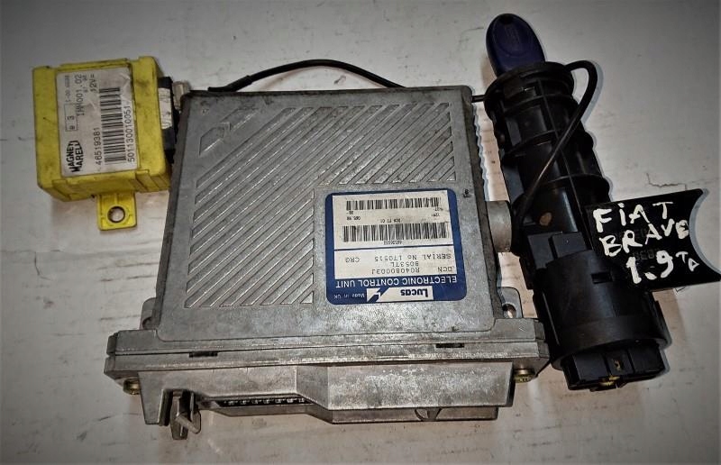 фото №1, Бортовой компьютер двигателя r04080003j