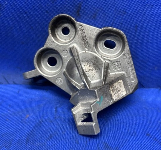 фото №1, Кронштейн кронштейн двигуна jumpy iii expert iii proace ii 2.0 bluehdi