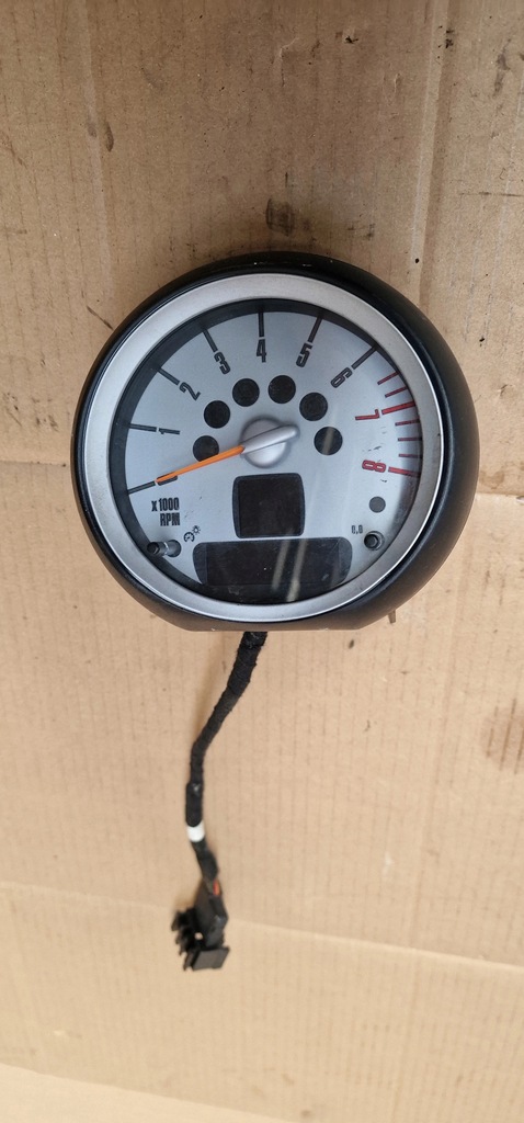 фото №1, Счетчик приборная панель mini r56 9125932