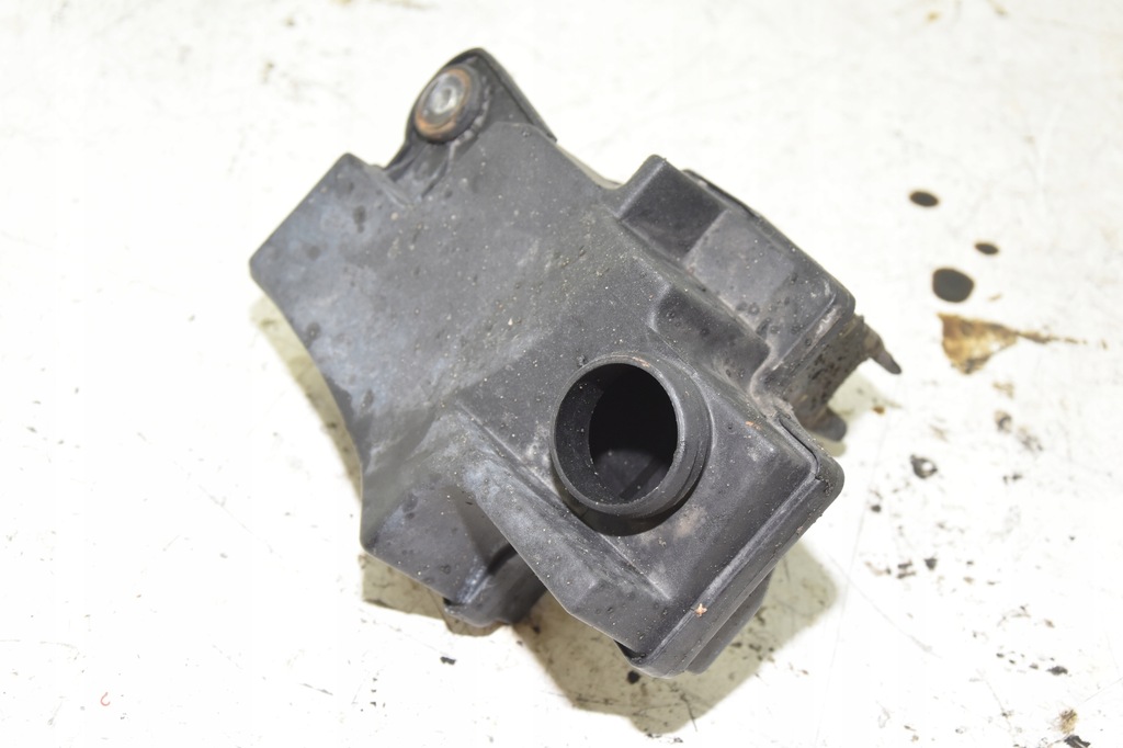 фото №4, Bmw e38 e39 m62 735i резонатор повітря корпус