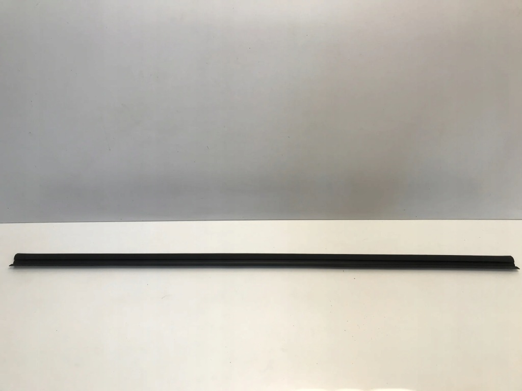 фото №1, Qashqai iii j12 2022 прокладка молдинг порог левая