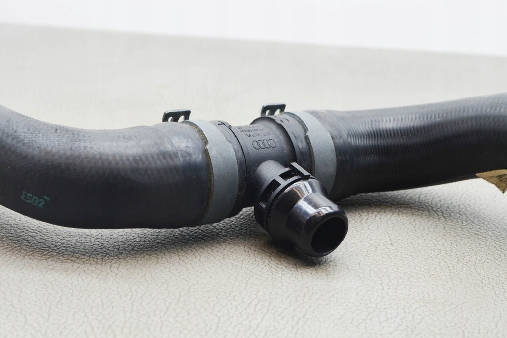 фото №8, Труба охолодження audi a4 avant 8w5, b9 8w0122293ae 2.0l дизель 110kw 2016