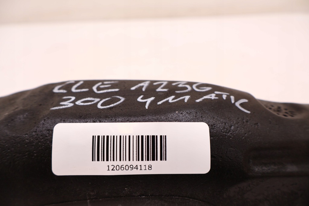 Mercedes-benz cle a236 300 4matic захист шумоізоляція a2542266100 Недорого